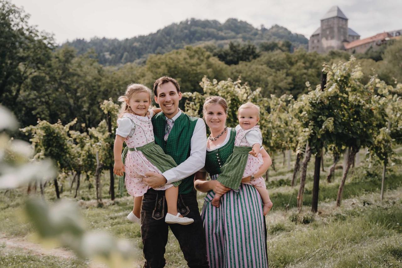 Gasthof-Restaurant Kollar Goebl Deutschlandsberg Eksteriør billede
