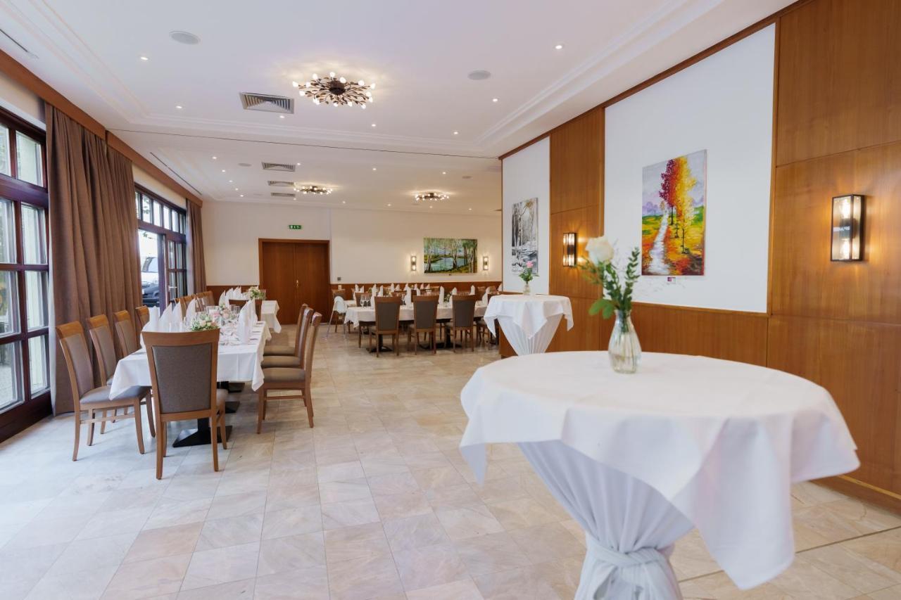 Gasthof-Restaurant Kollar Goebl Deutschlandsberg Eksteriør billede
